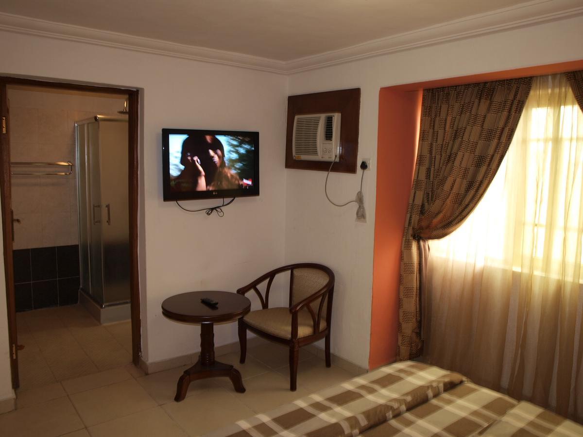 Apollo Hotel Lagos Ngoại thất bức ảnh