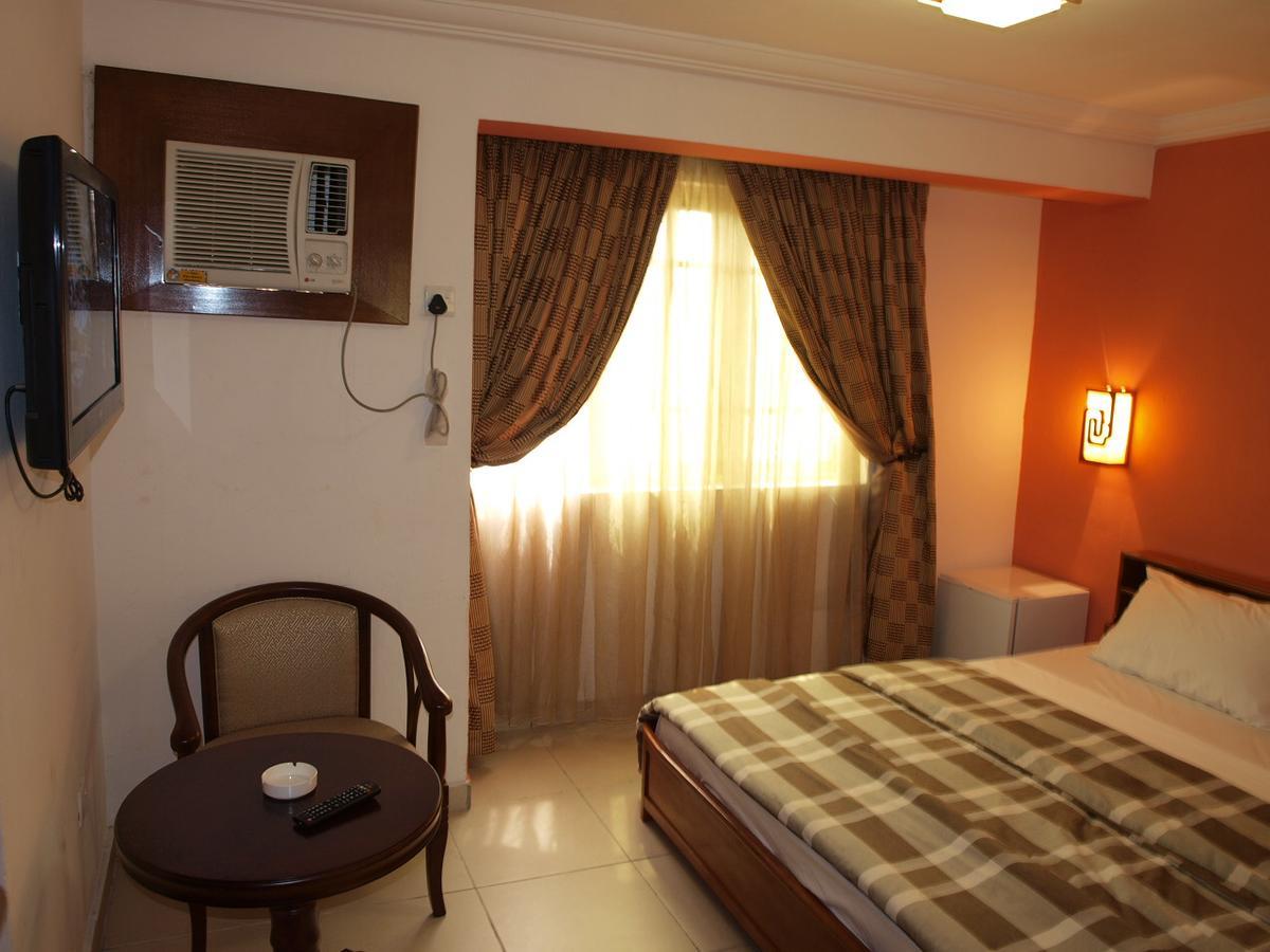 Apollo Hotel Lagos Ngoại thất bức ảnh