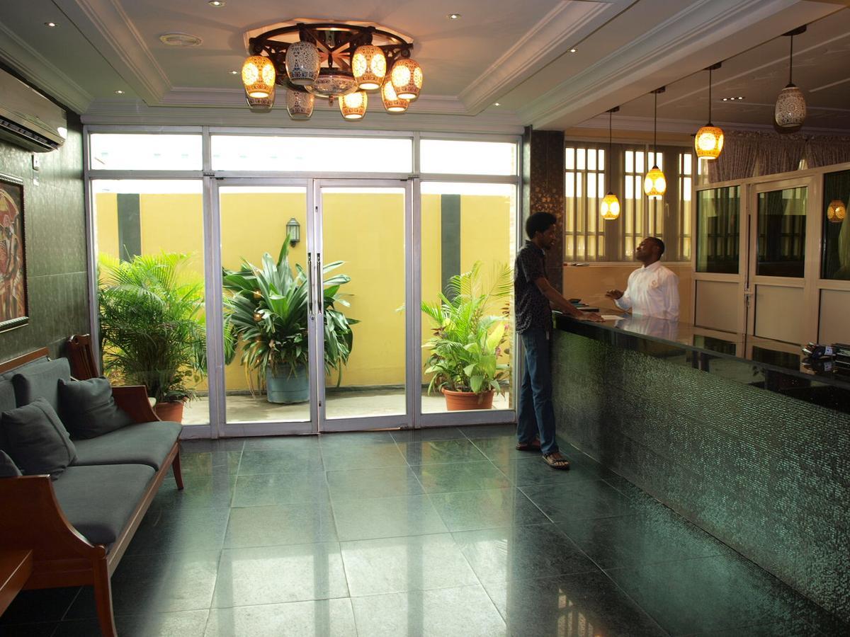 Apollo Hotel Lagos Ngoại thất bức ảnh