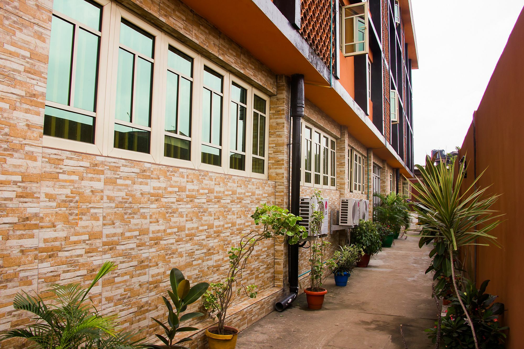 Apollo Hotel Lagos Ngoại thất bức ảnh